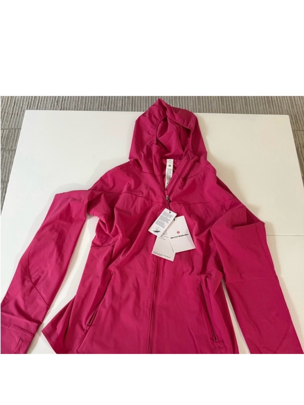 lululemon athletica Bright Pink wind breaker mist Jacket